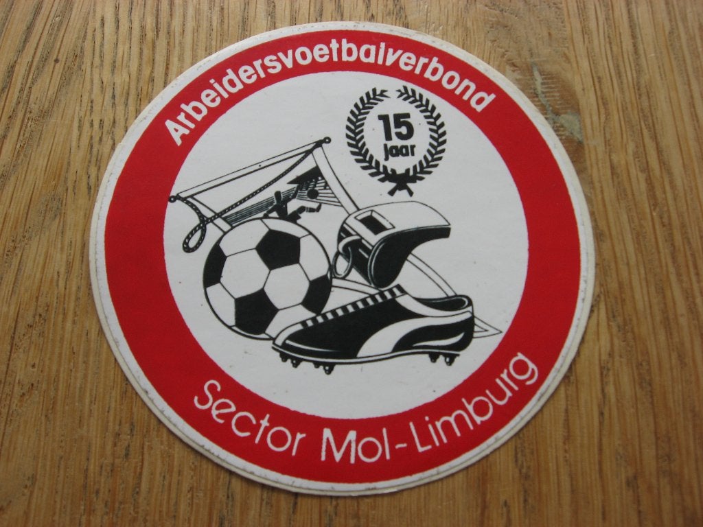 Sticker Sector Mol Limburg Arbeidersvoetbalverbond 15 jaar, Verzamelen, Stickers, Ophalen of Verzenden, Nieuw, Sport