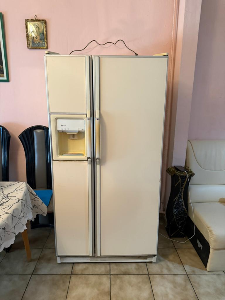 Frigo a donné gratis, Elektronische apparatuur, Ophalen of Verzenden, Zo goed als nieuw