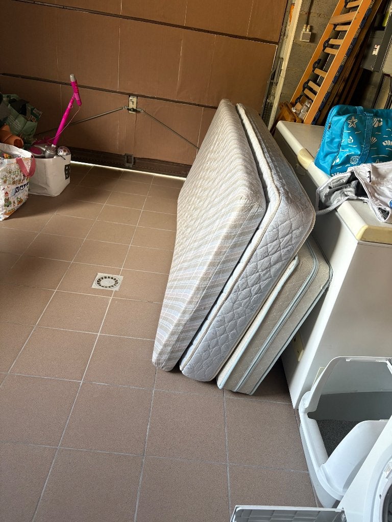 Matelas, Huis en Inrichting, Slaapkamer | Matrassen en Bedbodems, Ophalen, Gebruikt, Eenpersoons, Matras