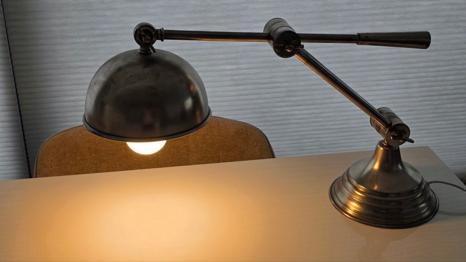 Lampe de bureau réglable industrielle Maisons du Monde, Maison & Meubles, Autres marques, Enlèvement ou Envoi, Avec interrupteur