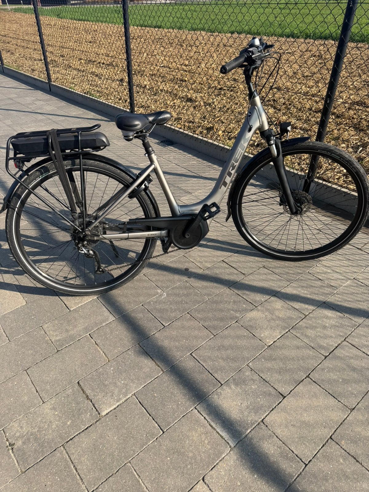 Trek verve+2 damesfiets, Fietsen en Brommers, Gebruikt, Minder dan 47 cm, 50 km per accu of meer, Ophalen