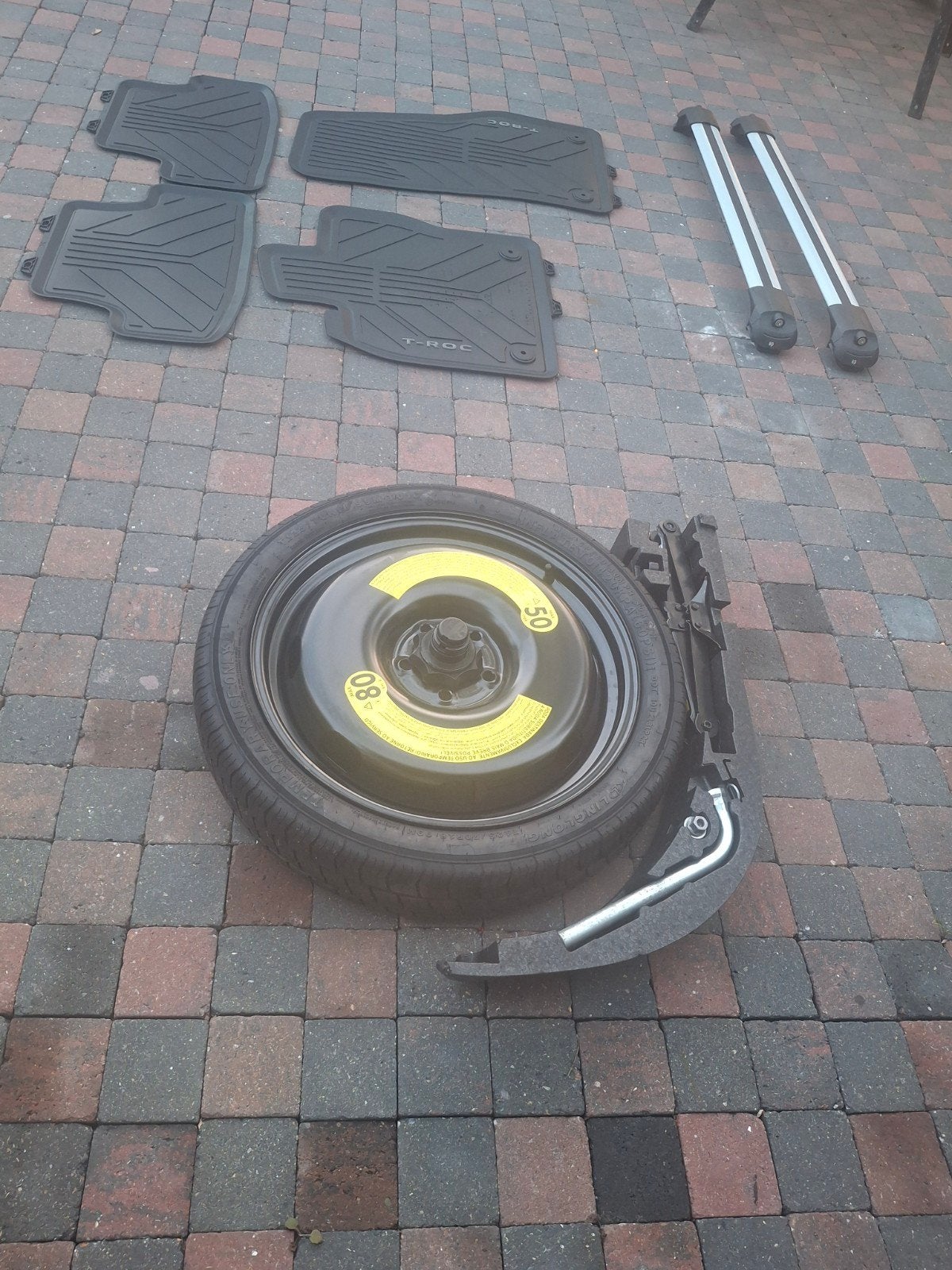 bonjour à vendre lots pour vw t roc 2017 a 2025, Autos : Pièces & Accessoires, Enlèvement ou Envoi