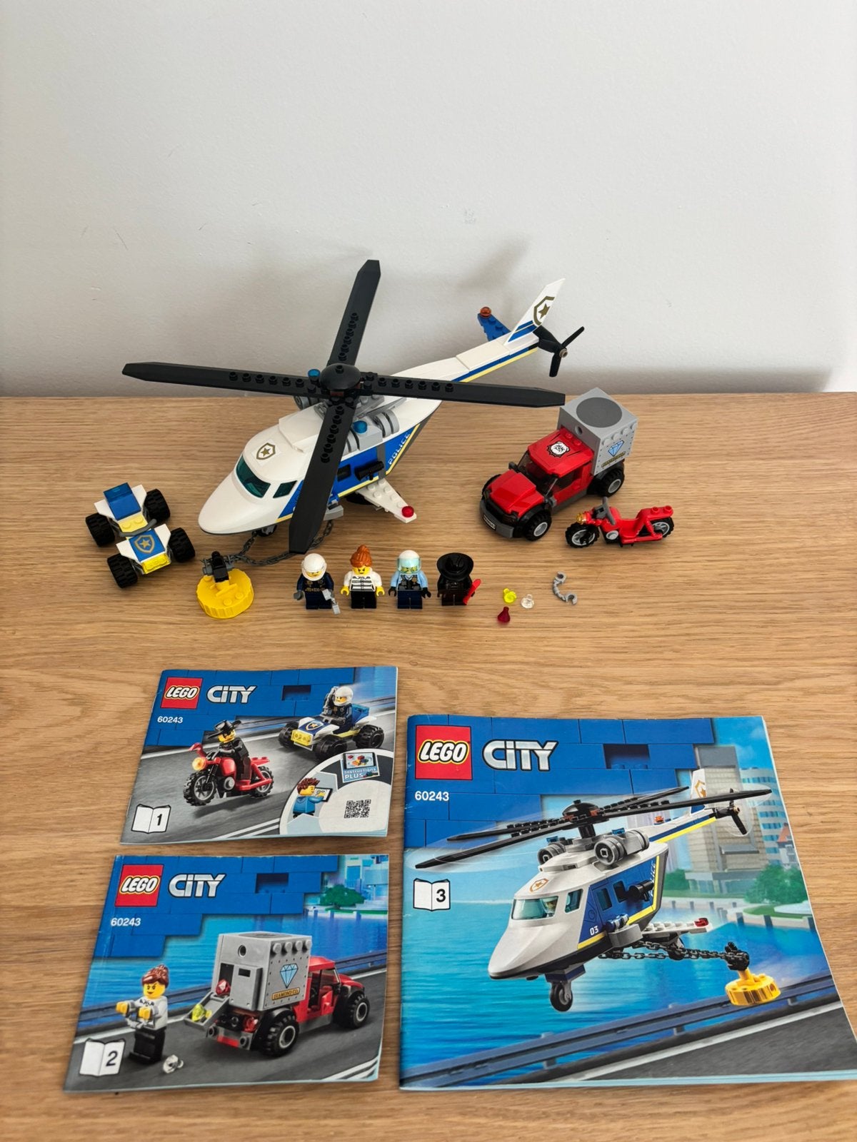 Lego city  Police Helicopter Chase 60243, City, Lego, Ophalen of Verzenden, Zo goed als nieuw