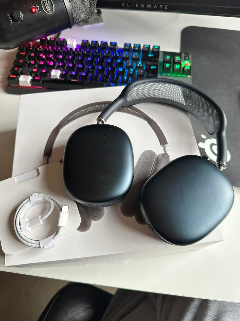 AirPods Max 2nd gen blauw nieuw, Ophalen of Verzenden, Zo goed als nieuw