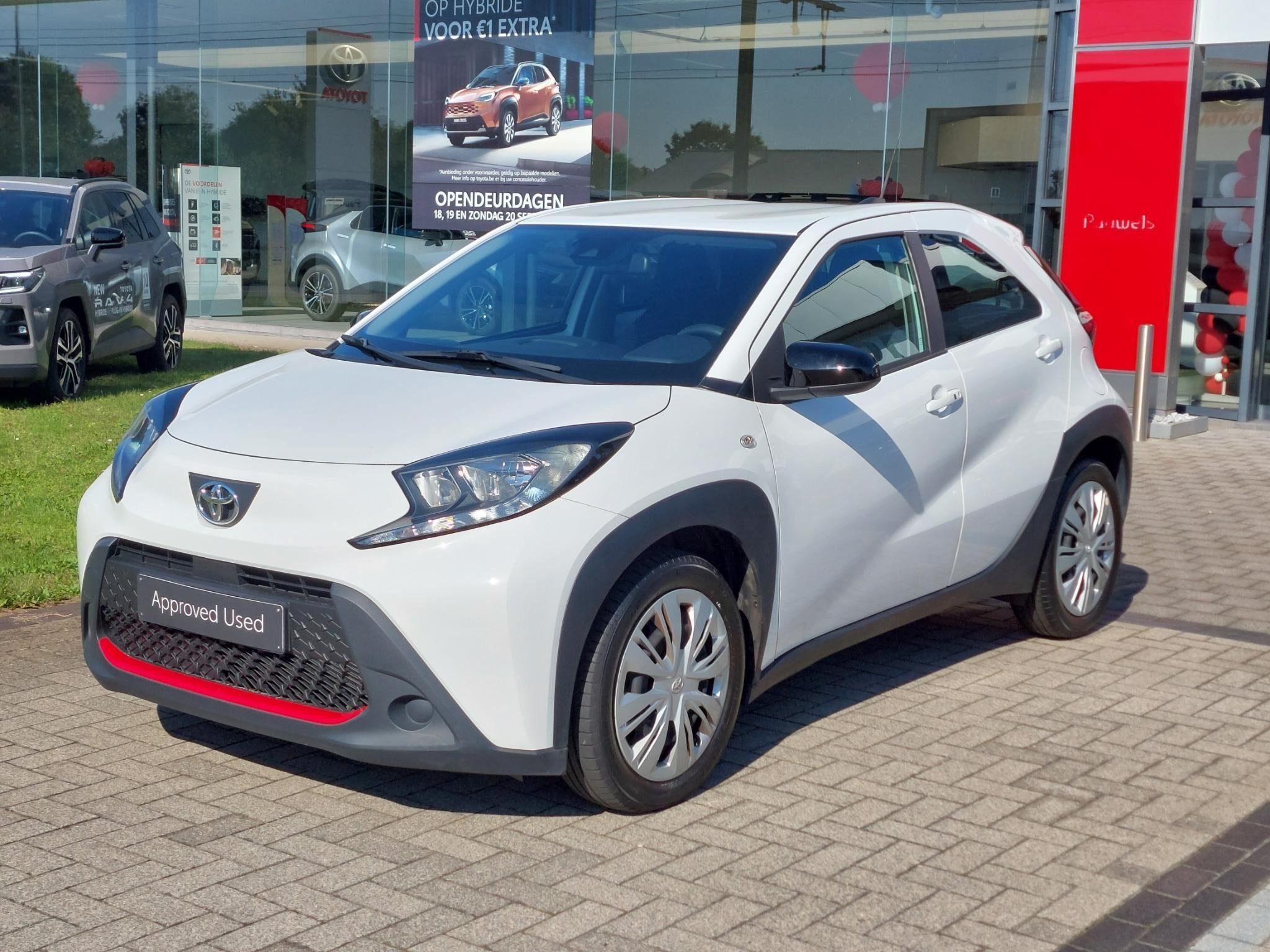 Toyota Aygo X 1.0 VVT-i Play CVT (automatique), Autos, Achat, Electronic Stability Program (ESP), 965 kg, 5 portes
