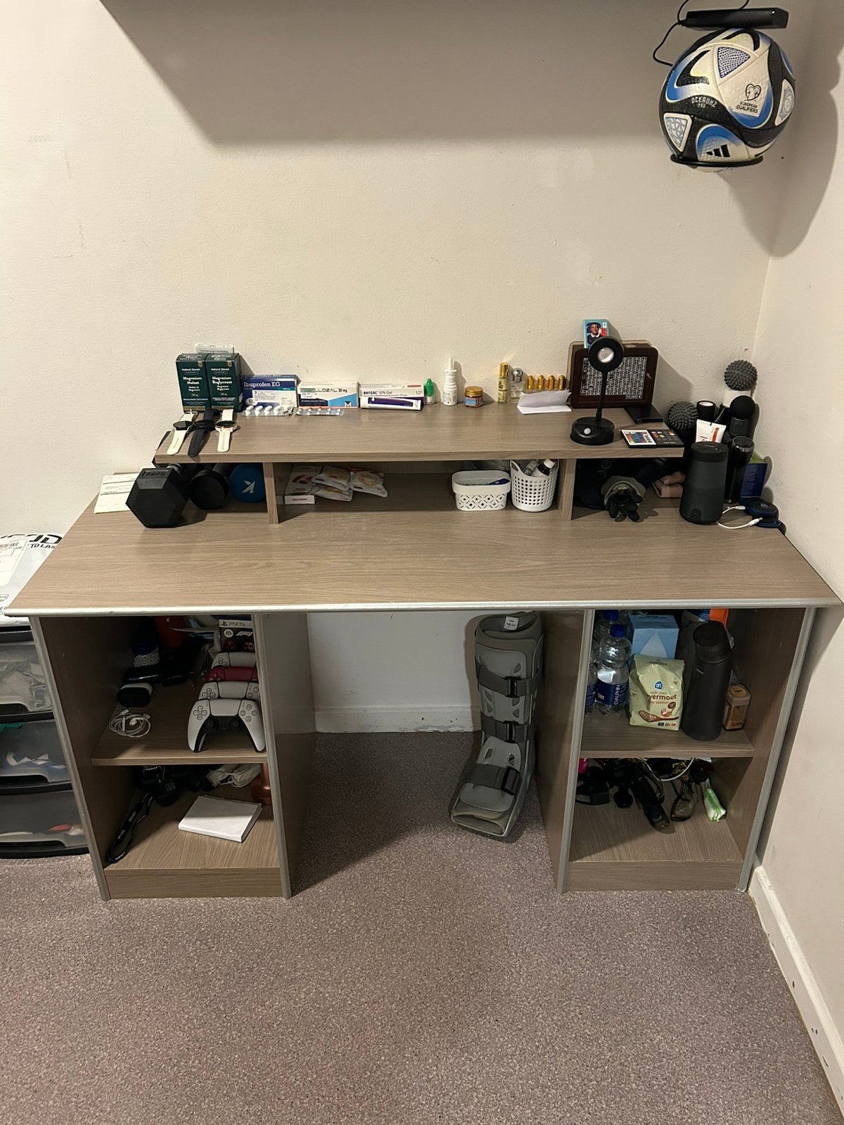 Bureau, Ophalen, Zo goed als nieuw