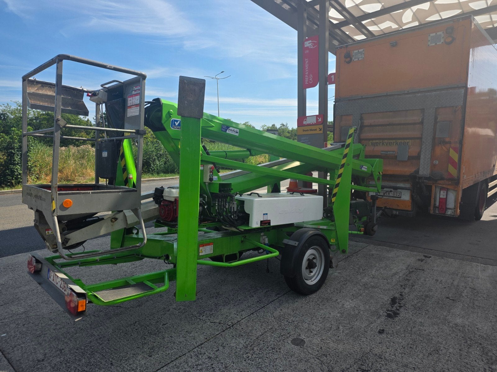 Hoogwerker Nifty 170, Doe-het-zelf en Bouw, Gereedschap | Overige machines, Ophalen of Verzenden