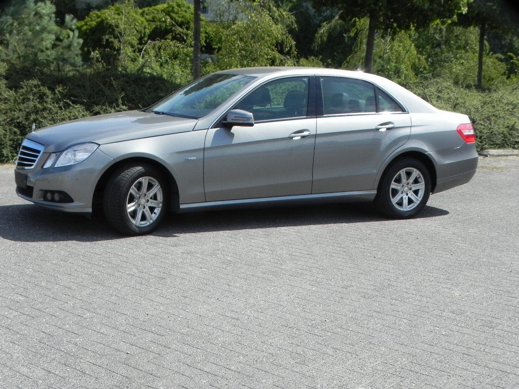 Mercedes E 220 CDI, Navi, Climatiseur, Autos, Cuir, Euro 5, Achat, 4 portes