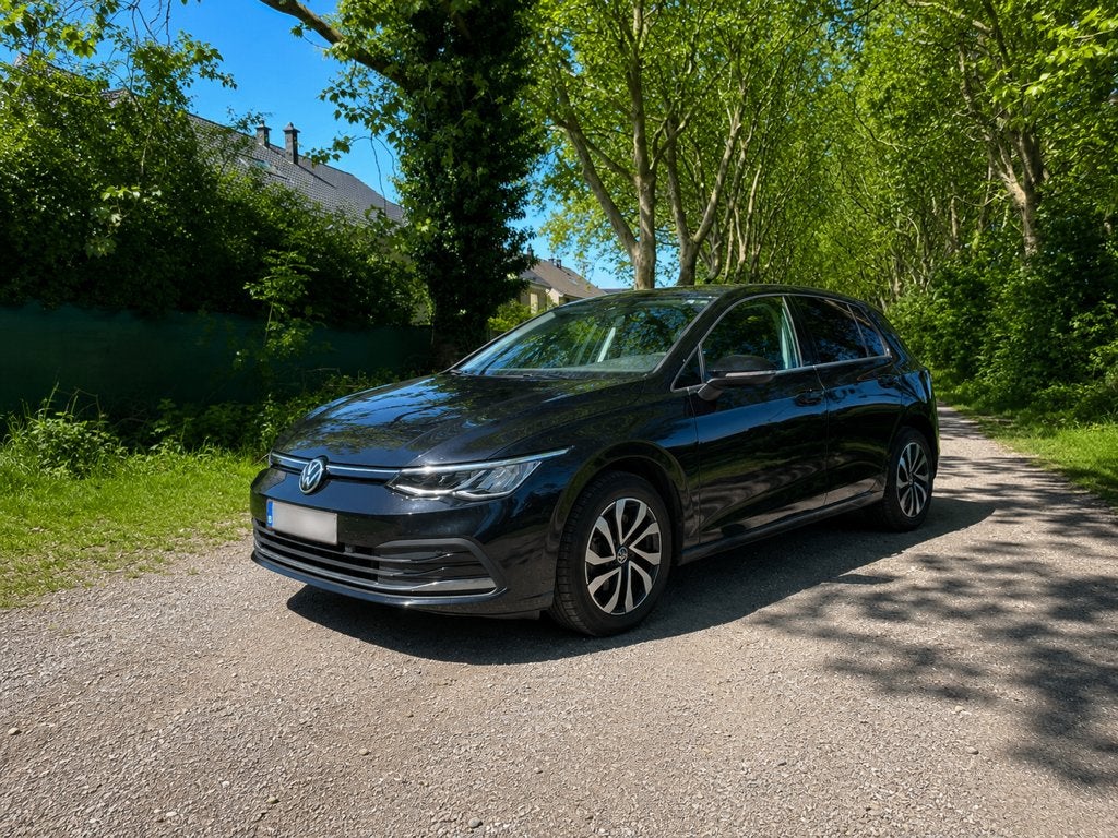 VOLKSWAGEN GOLF 8, Autos, Volkswagen, Particulier, Golf, Caméra 360°, ABS, Caméra de recul, Phares directionnels, Régulateur de distance