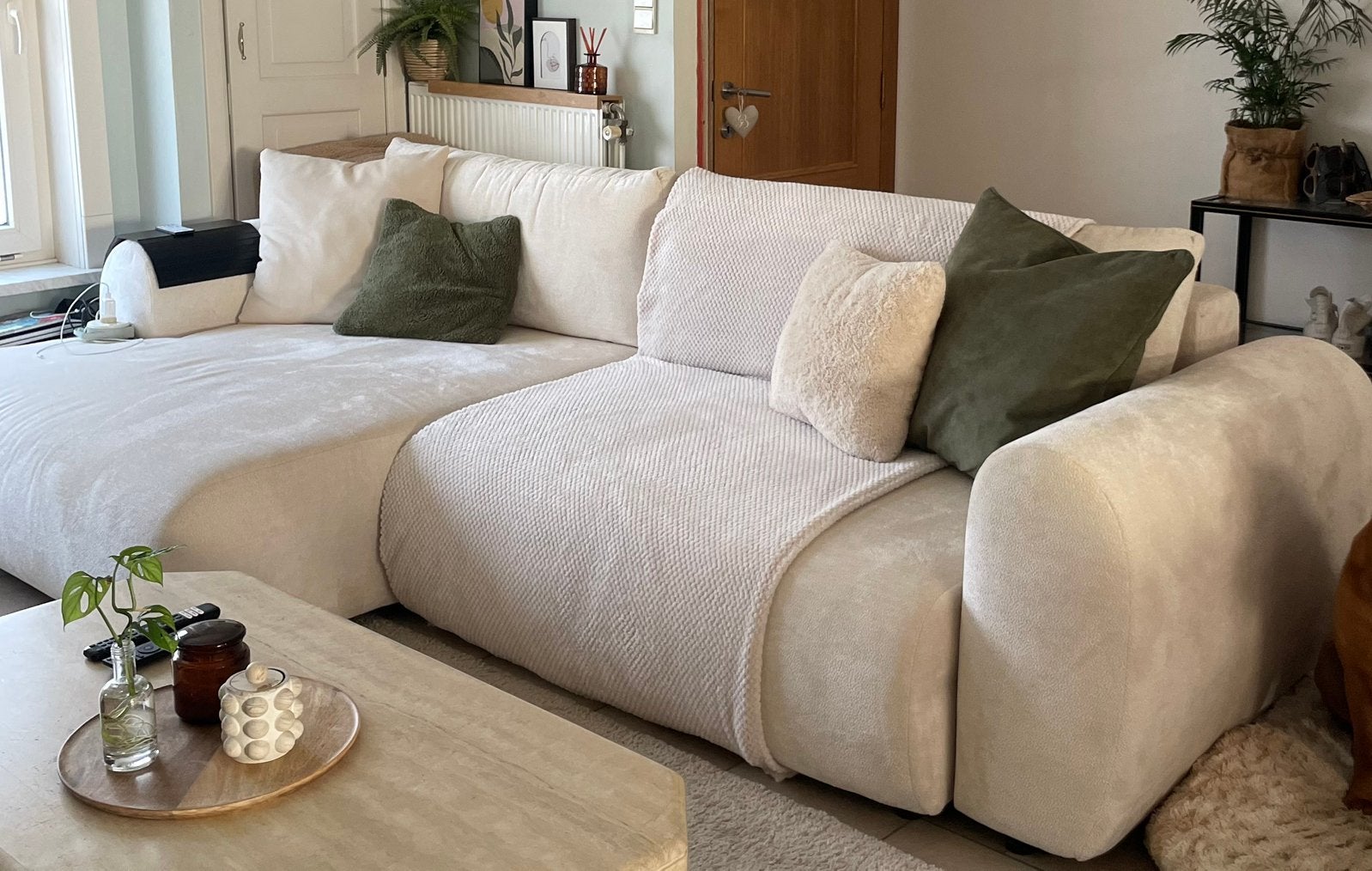 Canapé Bobochic beige convertible avec son pouf, Huis en Inrichting, Zetels | Complete zithoeken, Gebruikt, Stof, Ophalen