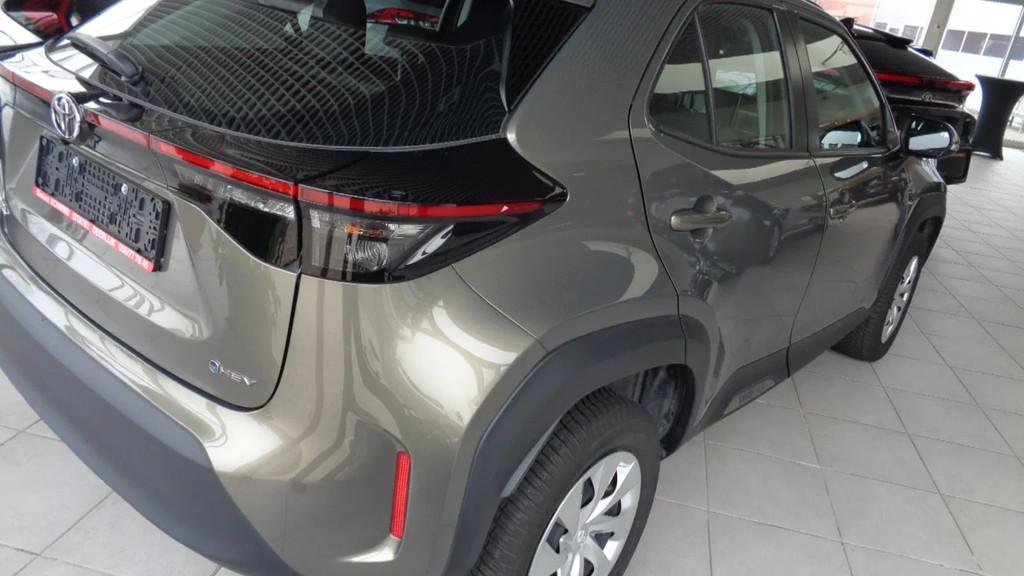 Toyota Yaris Cross DYNAMIC (bj 2024, automaat), Auto's, Automaat, Stof, Gebruikt, Overige kleuren