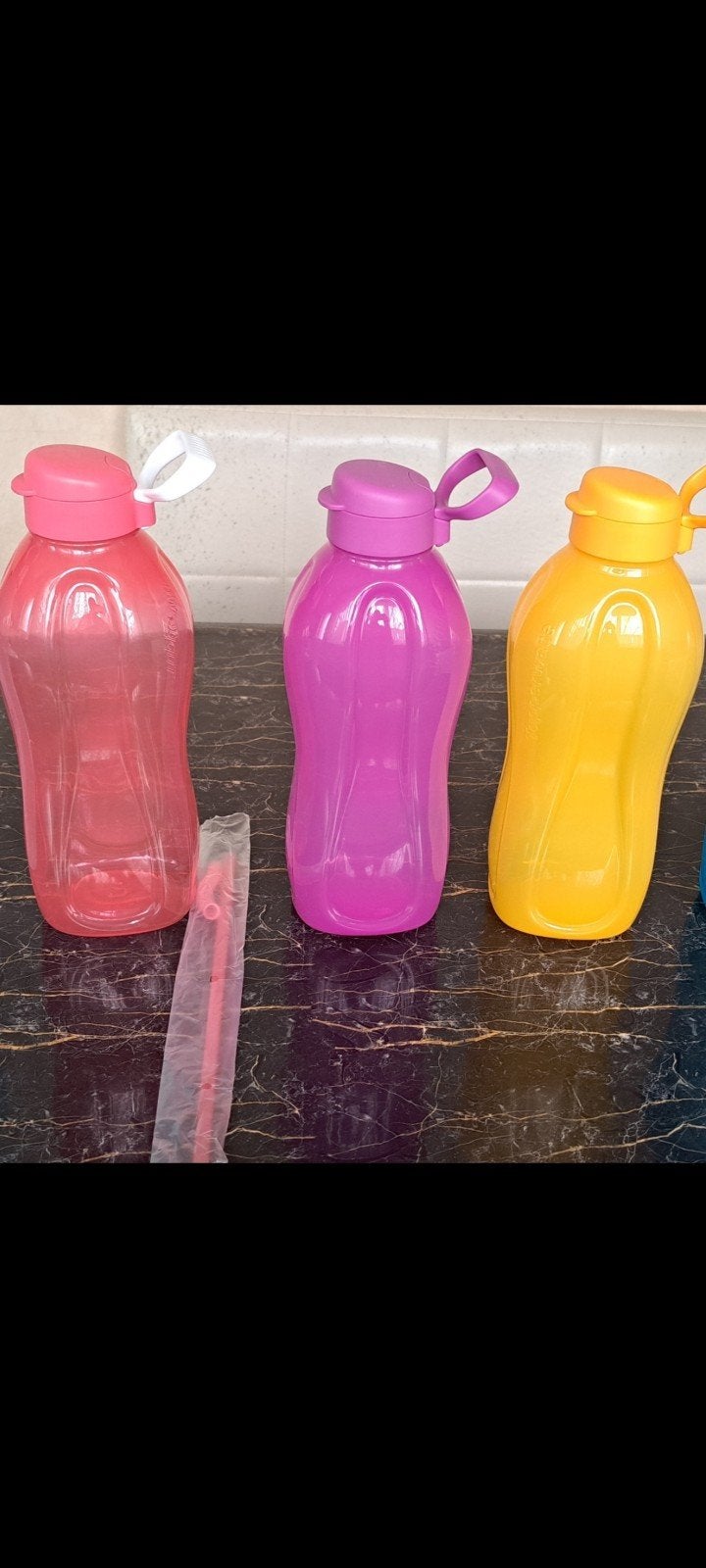 nieuwe ecofles van 2 liter tupperware, Huis en Inrichting, Keuken | Tupperware, Ophalen of Verzenden