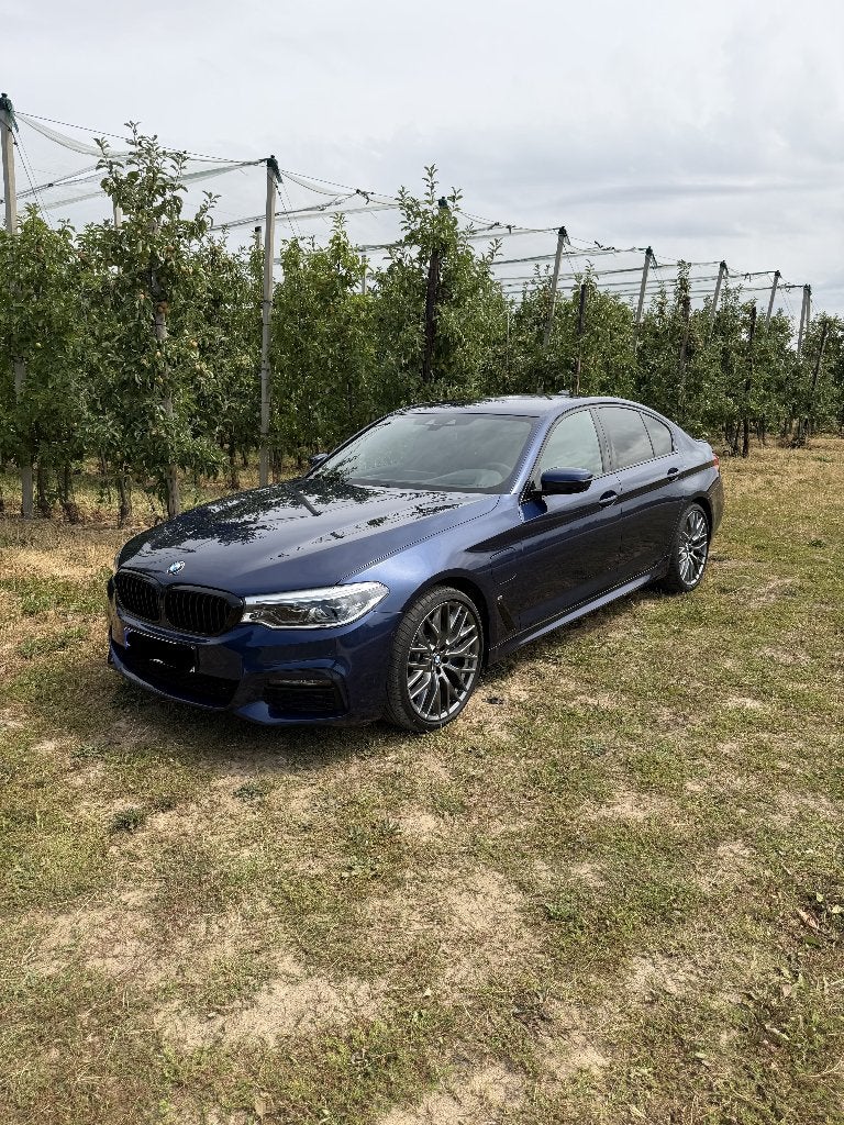 BMW 530e M Sport Plug-in Hybrid | 2019 | Full M-Pakket, Auto's, Achterwielaandrijving, 4 cilinders, Blauw, Alcantara