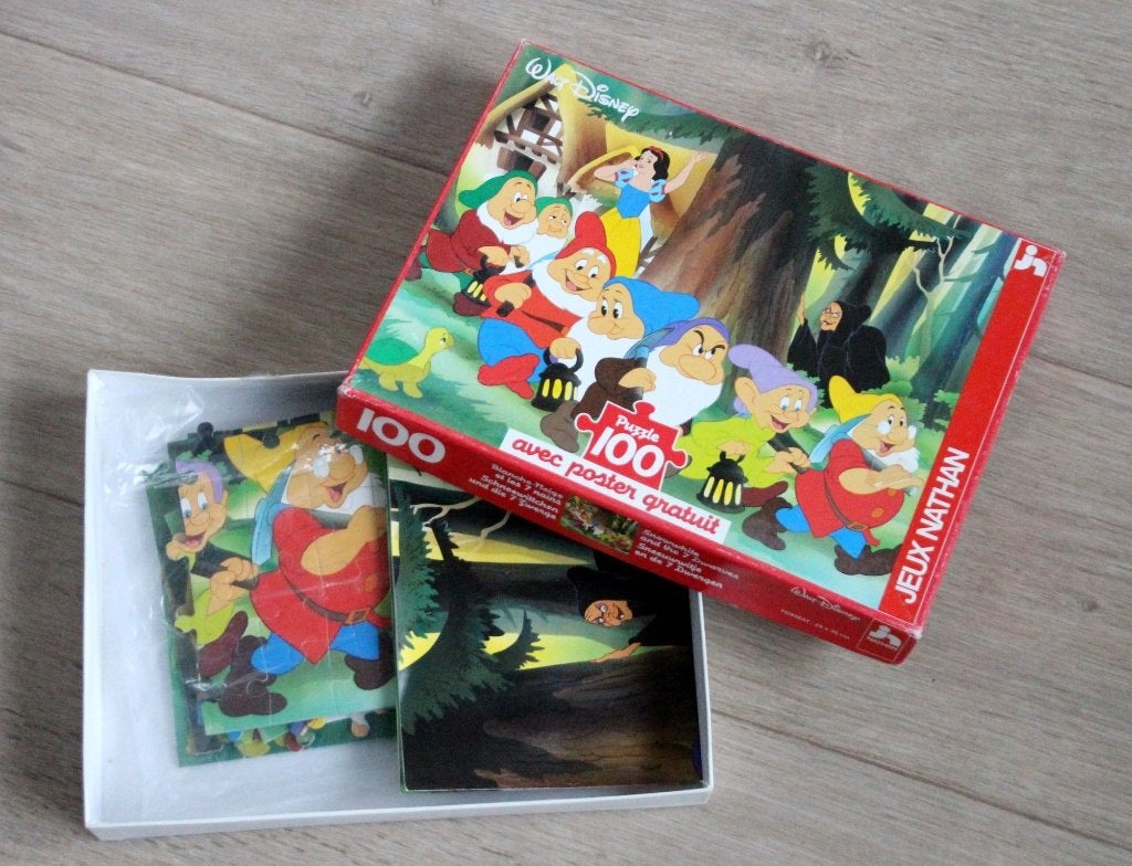 Puzzle Walt Disney Blanche neige Sneeuwwitje 100 pièces stuk, Collections, Envoi, Utilisé
