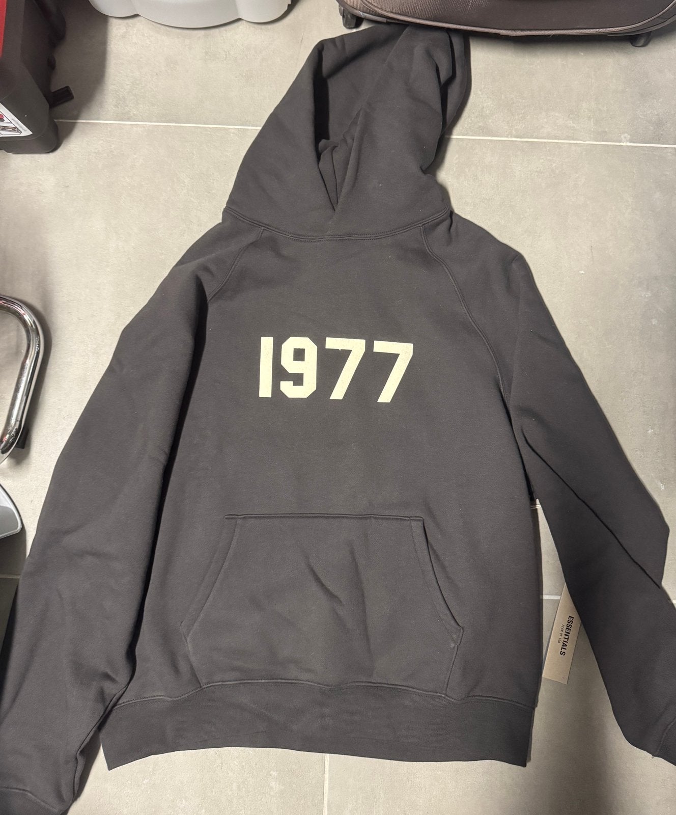 Essentials hoodie, Ophalen of Verzenden, Zo goed als nieuw