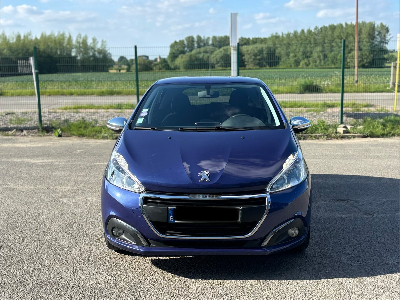 Peugeot 208 2017 1.2 essence euro 6b Gps 95000km, Achat, Entreprise, Boîte manuelle, 5 portes