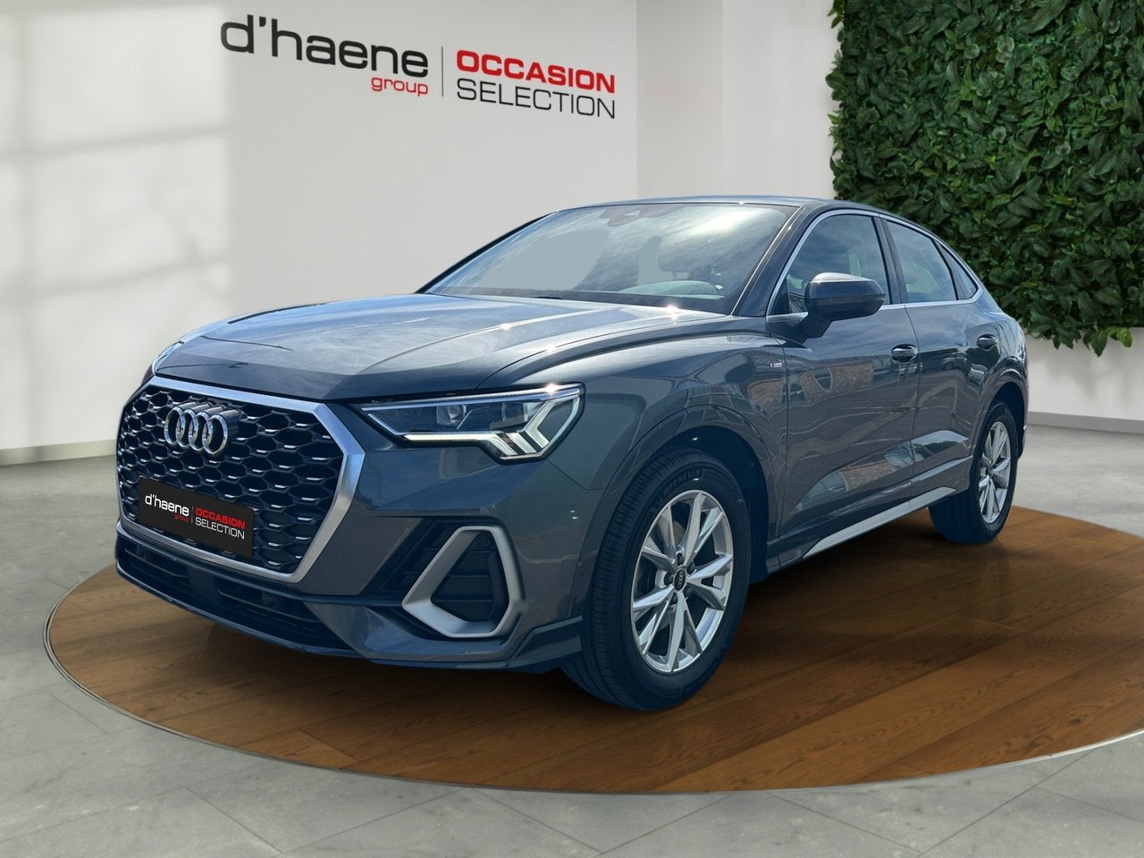 Audi Q3 Sportback Audi Q3 Sportback Business Edition S line, Autos, Argent ou Gris, Achat, 151 g/km, Automatique