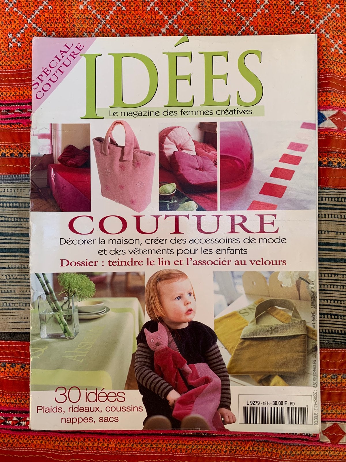 idées couture - le magazine des femmes créatives, Enlèvement