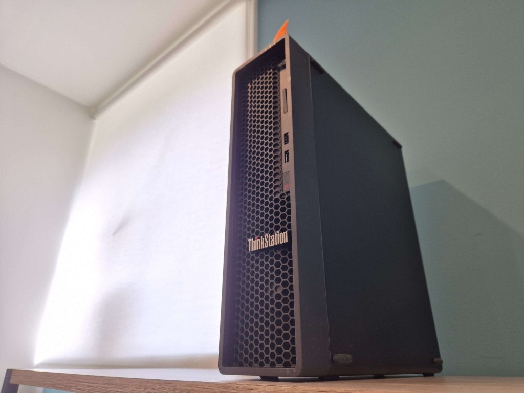 LENOVO P340 | i7 10700, 16GB DDR4, 256GB NVME, Niet ingevuld, Enlèvement ou Envoi, Niet ingevuld, Comme neuf