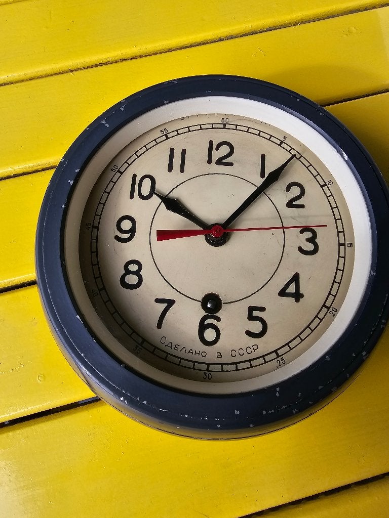 Horloge de navire soviétique Vostok 1969, Collections, Enlèvement ou Envoi, Utilisé, Bateau à moteur ou Voilier, Ustensile