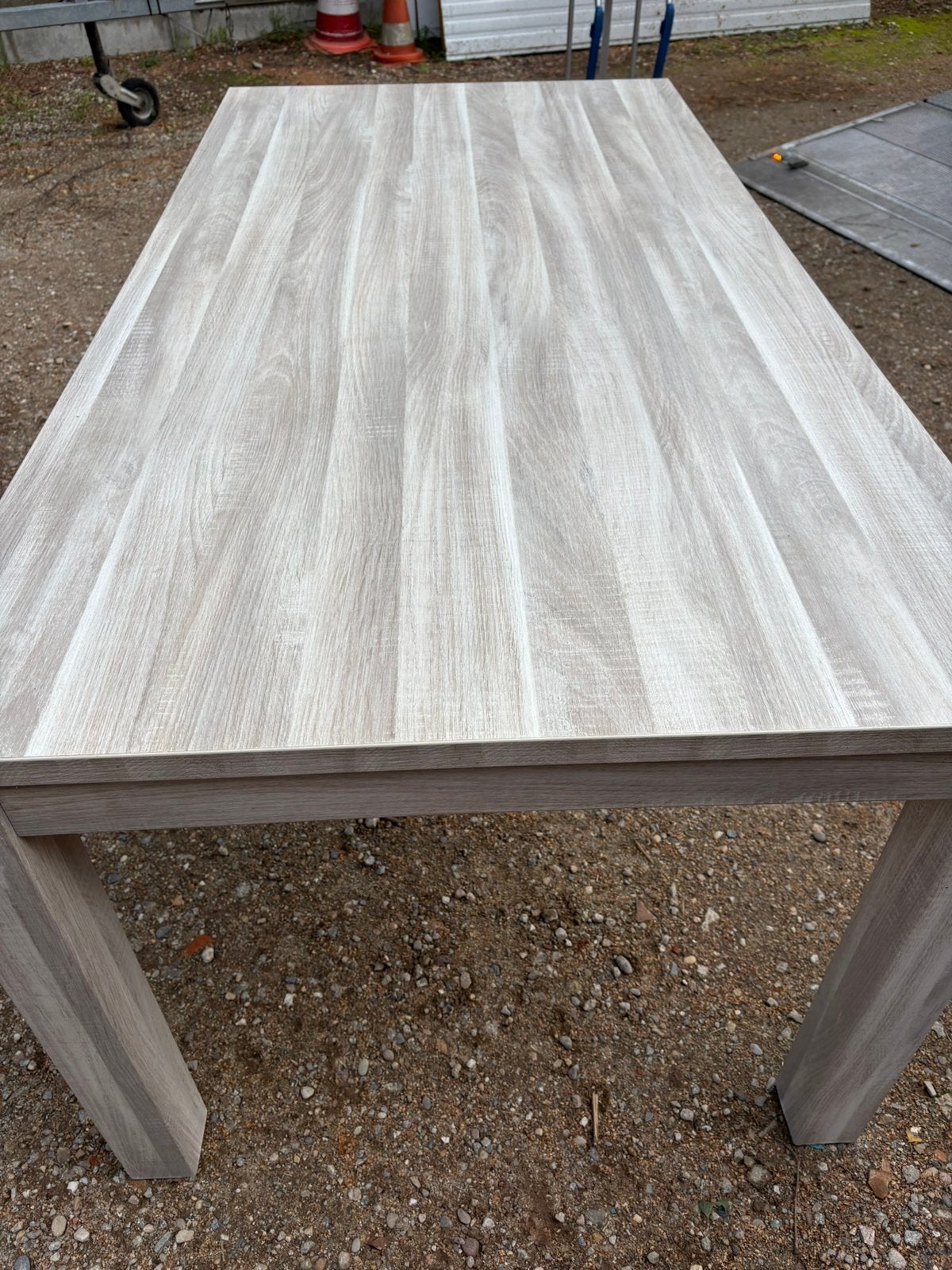 Eetkamertafel, Ophalen, Zo goed als nieuw