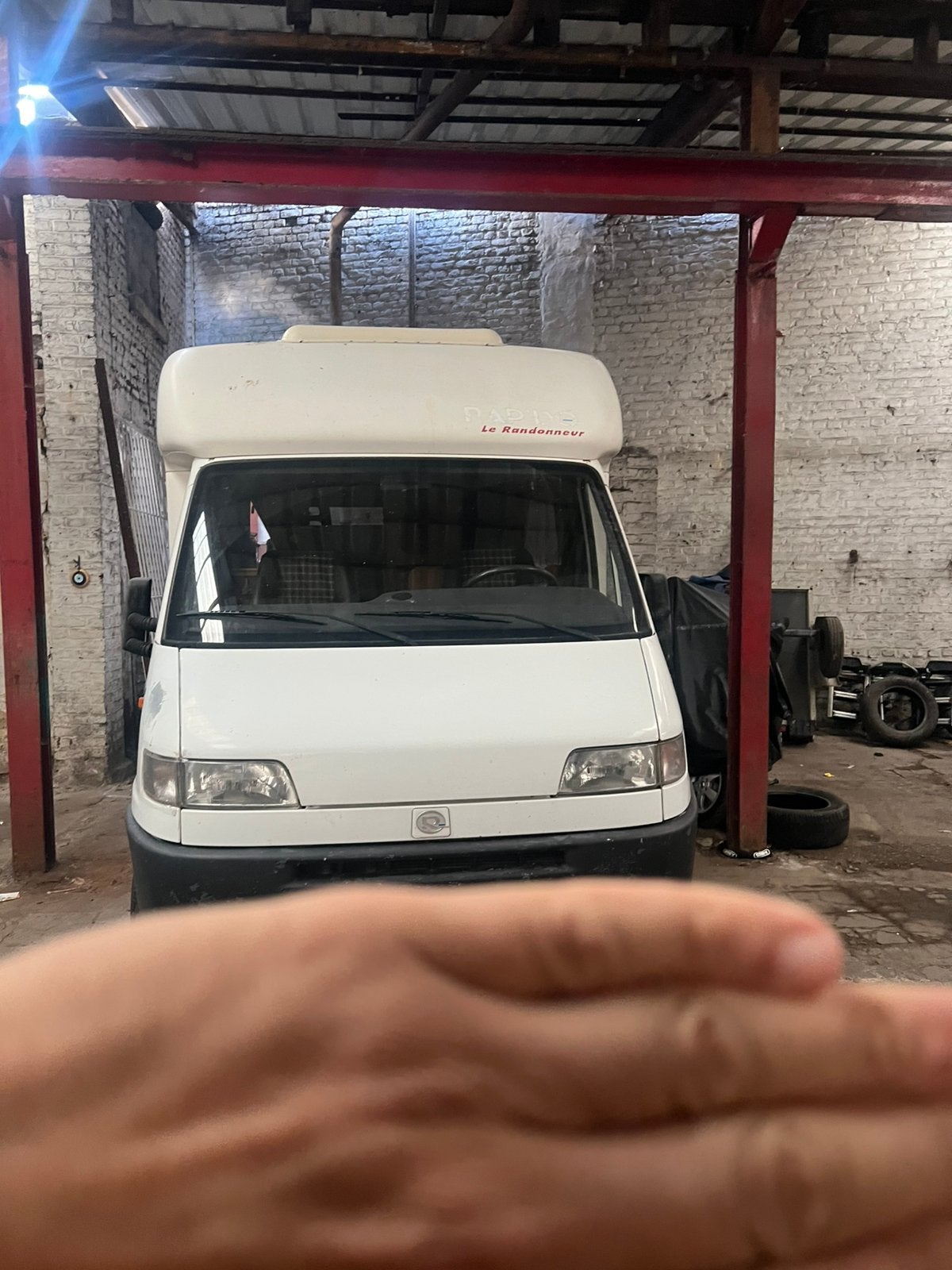 Emplacement camionnette ou camping car .. ou voiture, Immo
