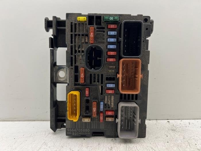 Boîte à fusibles d'un Citroen C4 Grand Picasso, -, 3 mois de garantie, Utilisé, -