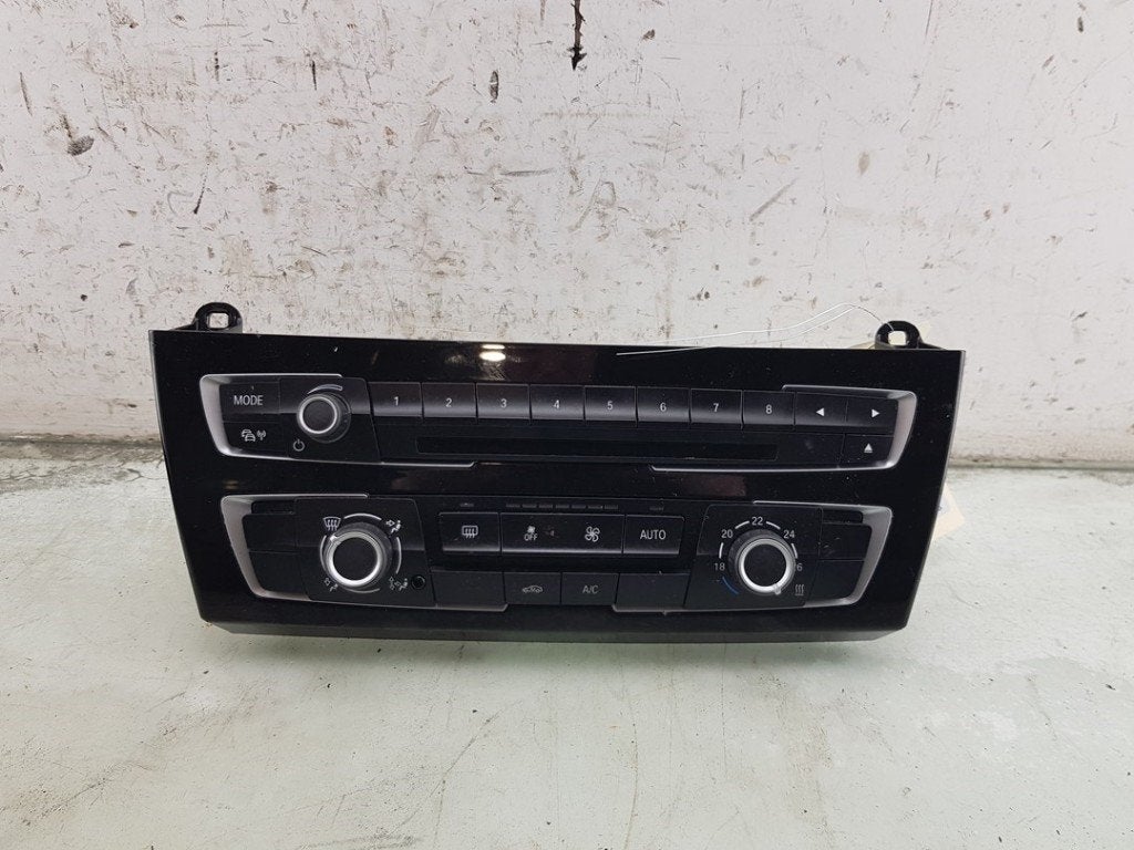 PANNEAU DE COMMANDE CHAUFFAGE CLIMATISATION 1 serie (F20), Utilisé, BMW, Petuelring 130
80809  München, DE, Bayerische Motoren Werke AG