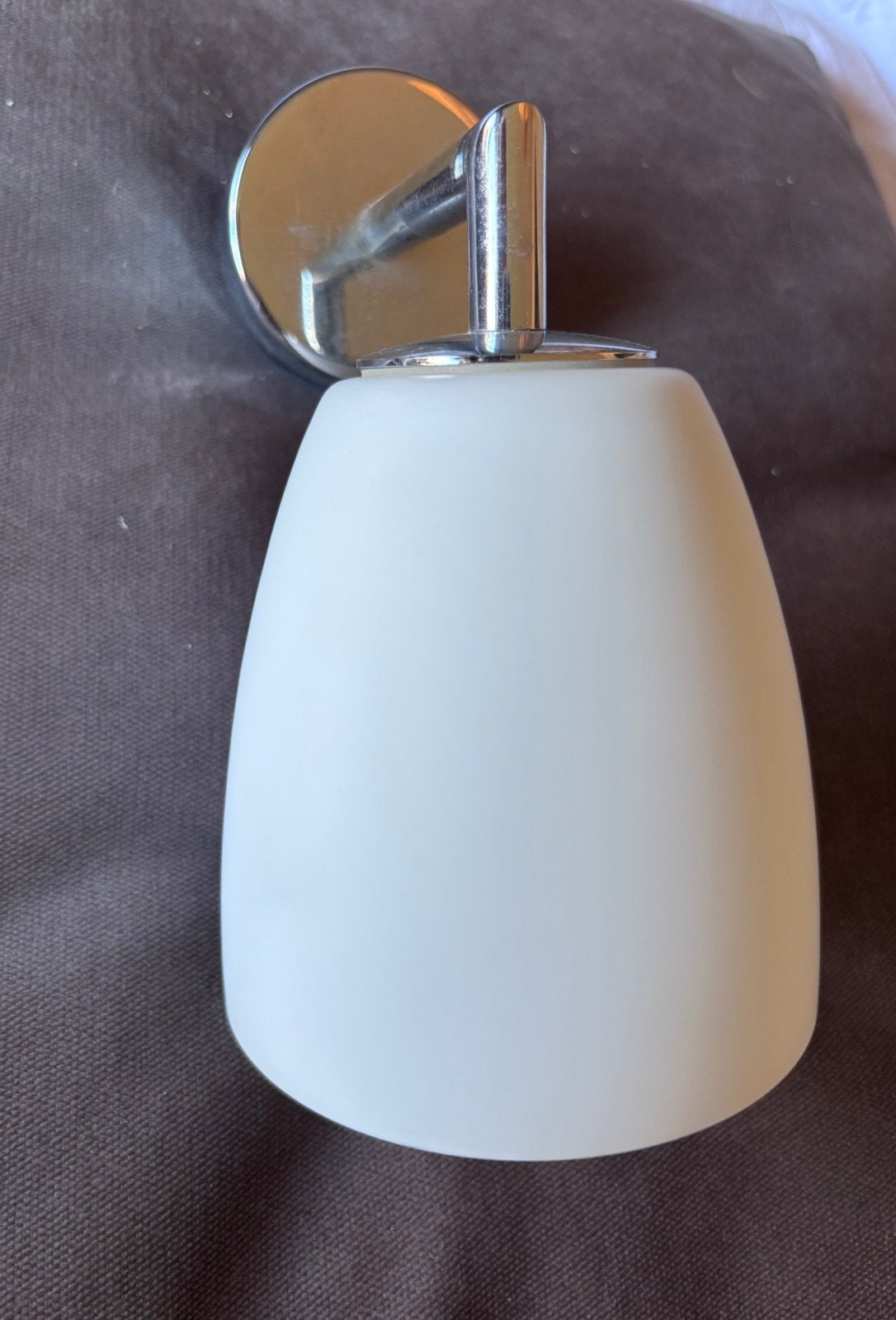 Fontana Arte Milano wandlamp in wit mat glas, Blanc, Applique murale, Éclairage directionnel, Comme neuf
