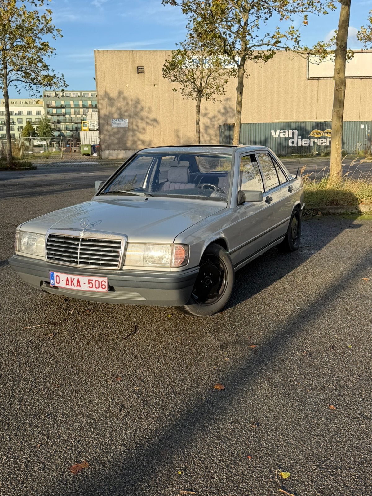 Mercedes-Benz 190E, Enlèvement, Mercedes-Benz