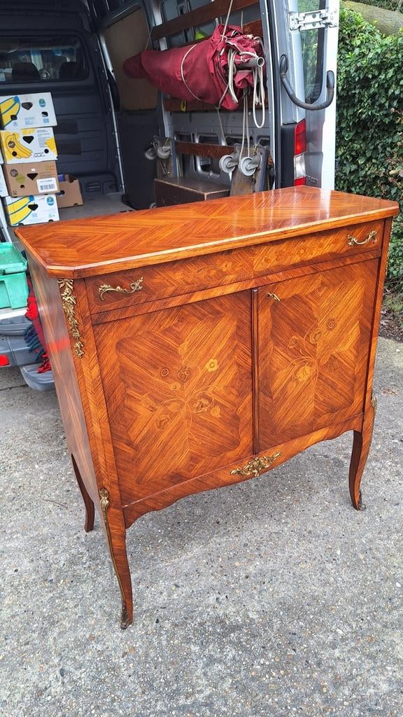 Italiaanse stijl kast met lade, Ophalen