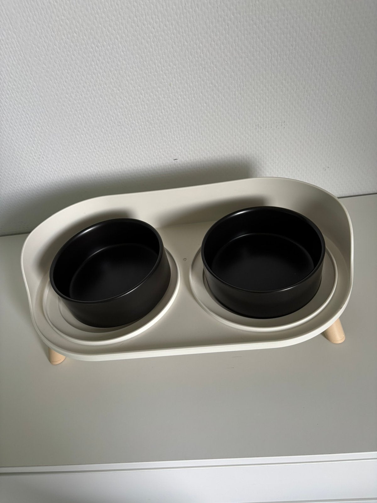 Eet en drinkbakje.. nooit gebruikt.. potjes in keramiek, Ophalen, Nieuw