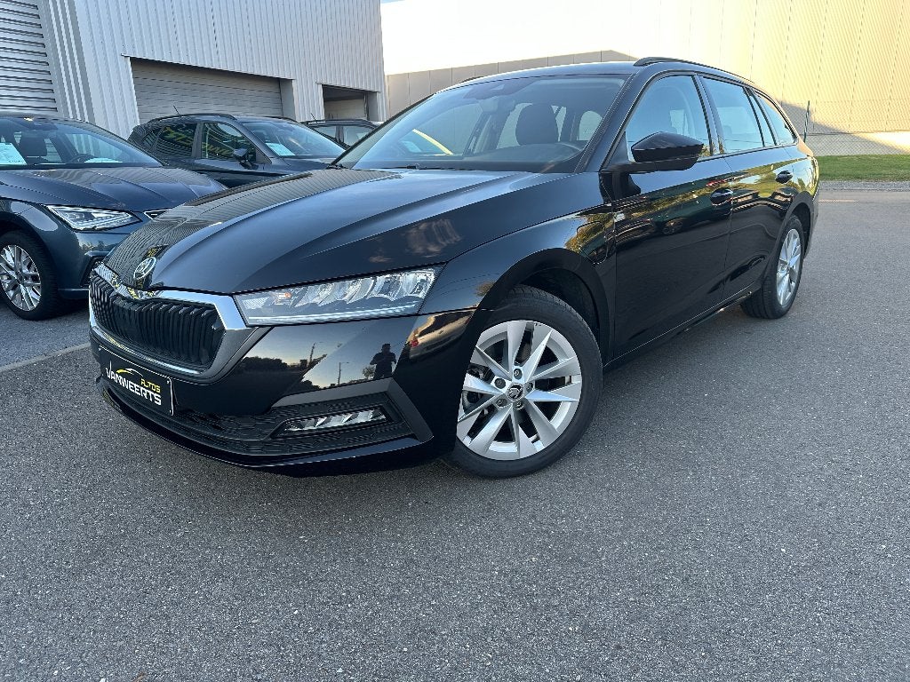 Skoda Octavia break, 1.4 benzine+elektrisch, plug-in hybride, Auto's, Stof, Zwart, Bedrijf, Hybride Elektrisch/Benzine