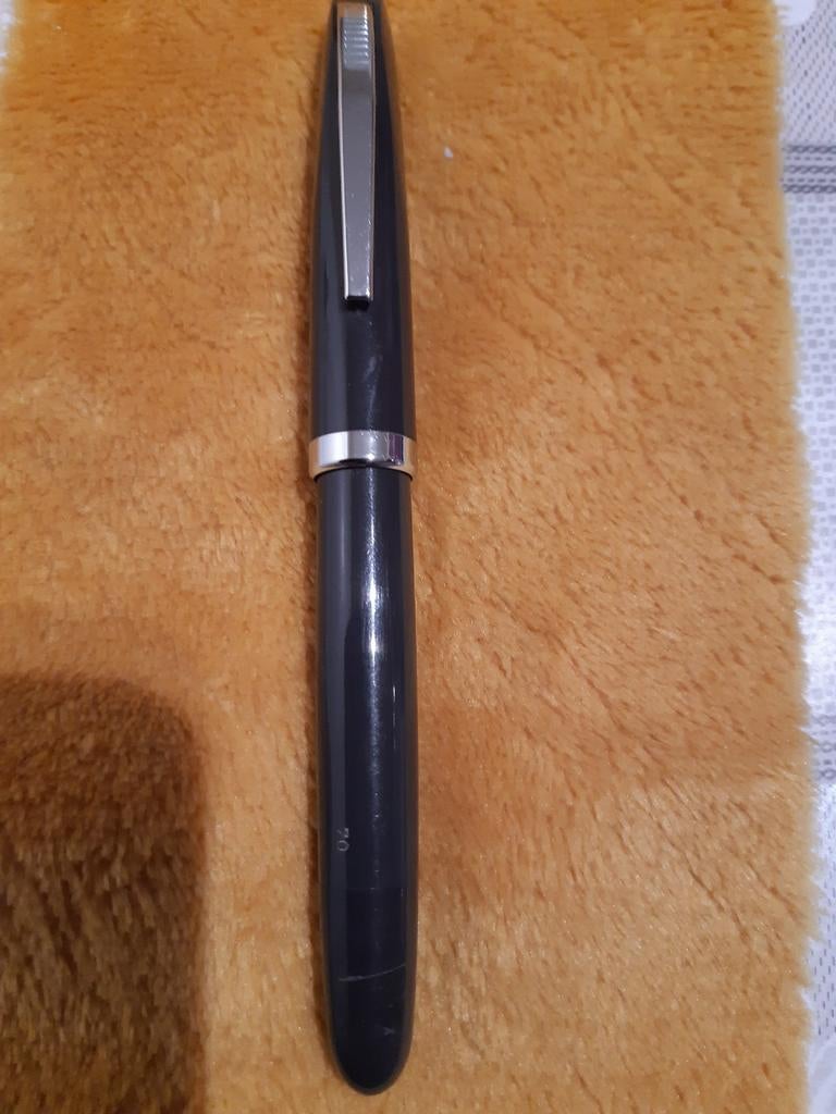 Couleur du stylo plume « Le Tigre » : gris, Envoi, Utilisé, Stylo