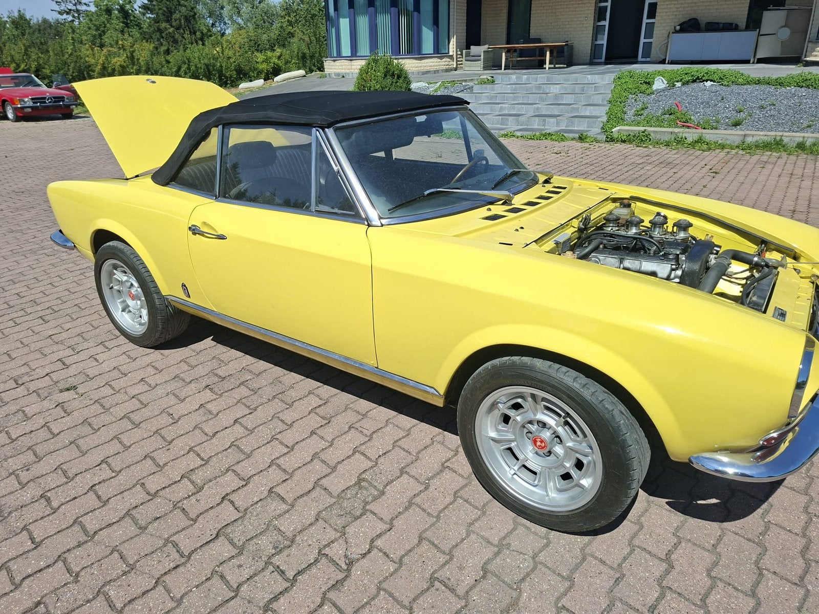 Fiat spider en état exceptionnel, restaurer entièrement, Autos, Boîte manuelle, Noir, 2 portes, Particulier