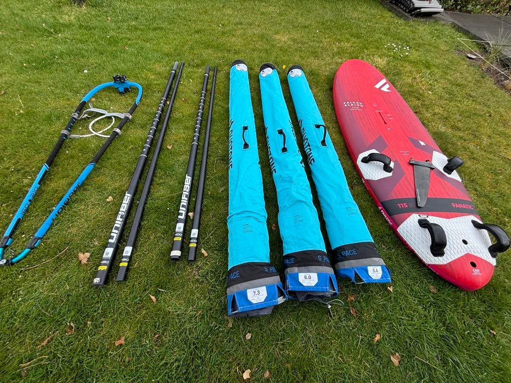 TOPDEAL Duotone S-pace zeilen, Unifiber masten en giek, Watersport en Boten, Ophalen, Zo goed als nieuw, Fanatic, Giek