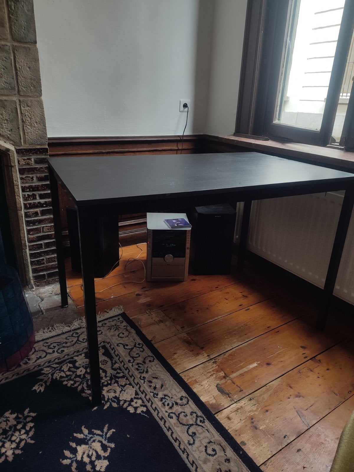 gratis zwarte bureau/tafel, Ophalen, Zwart, Gebruikt, 110 cm