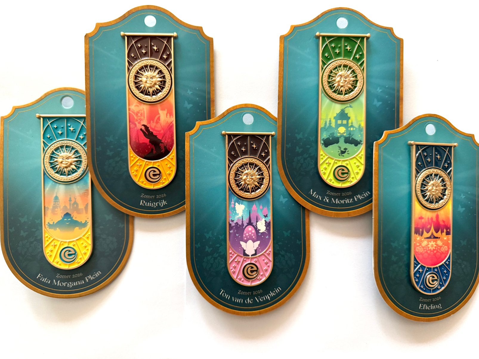 Efteling zoner pin serie compleet 2026 fata morgana plein, Verzamelen, Ophalen of Verzenden, Nieuw, Button of Speldje