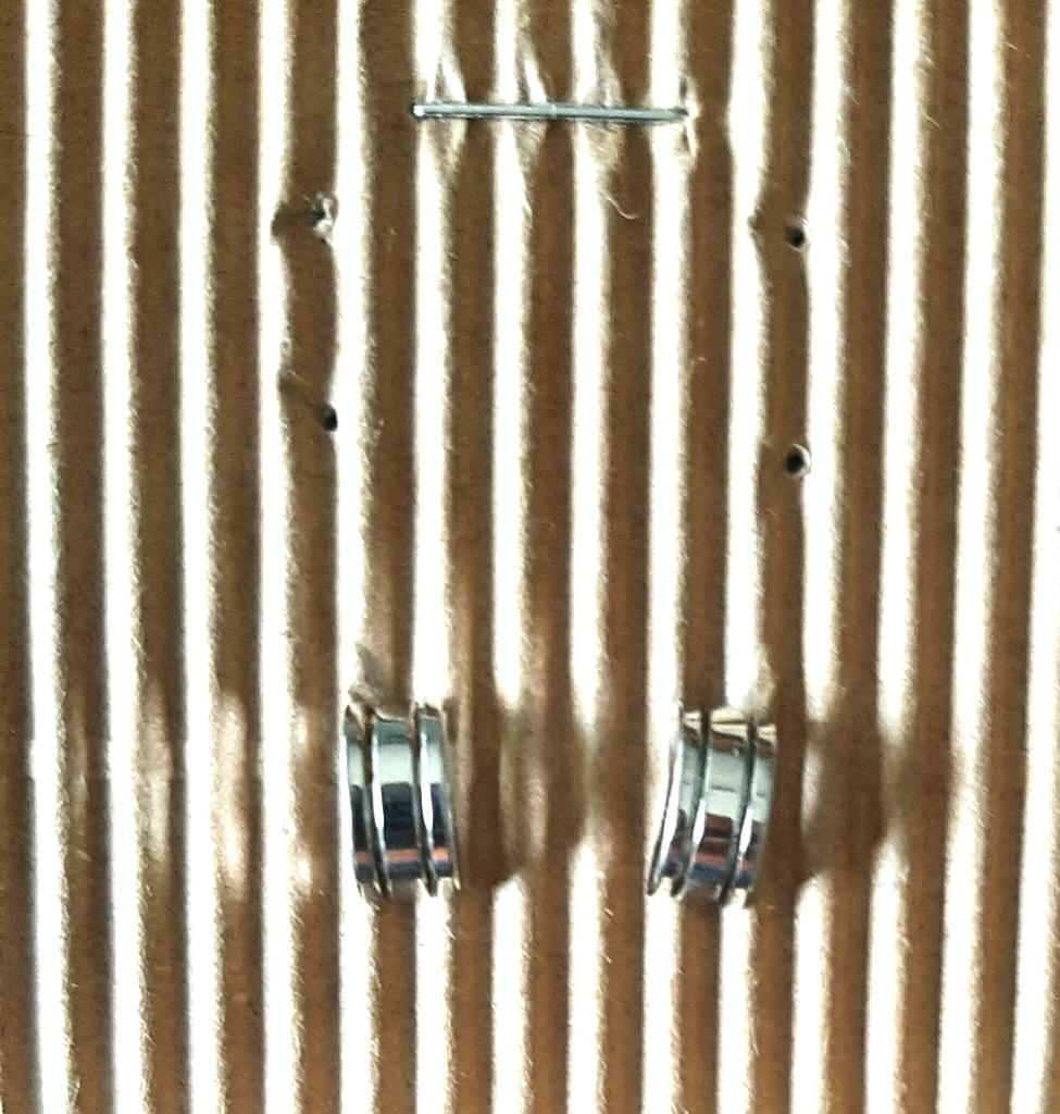 Te koop: Nieuw!! Mooie zilveren oorbellen, Handtassen en Accessoires, Oorbellen, Ophalen, Nieuw, Knopjes of Stekers, Zilver