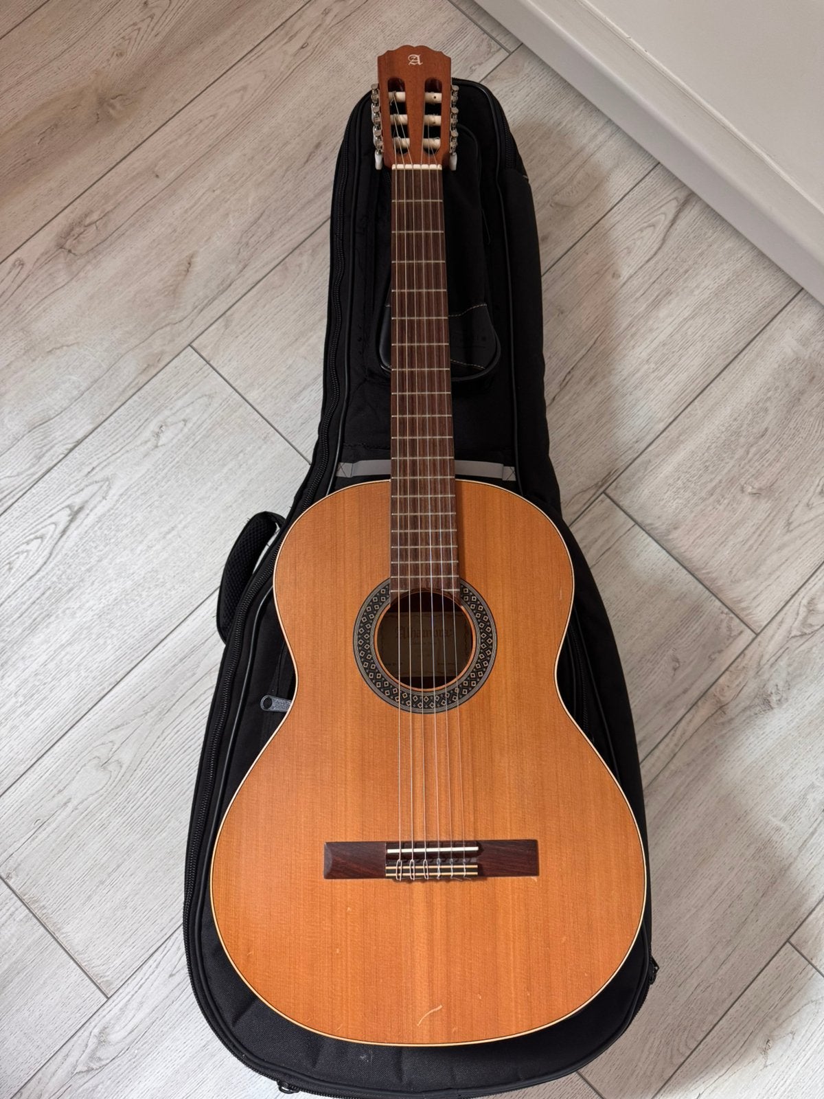 Klassieke gitaar alhambra S1 OP - 3/4 + hoes, Musique & Instruments, Enlèvement, Utilisé, Guitare classique ou espagnole, Avec valise