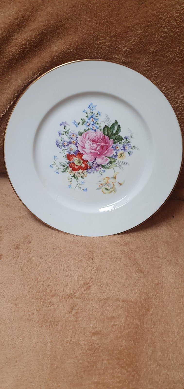 Assiette vintage en porcelaine — Porcelaine de Limoges, Enlèvement ou Envoi