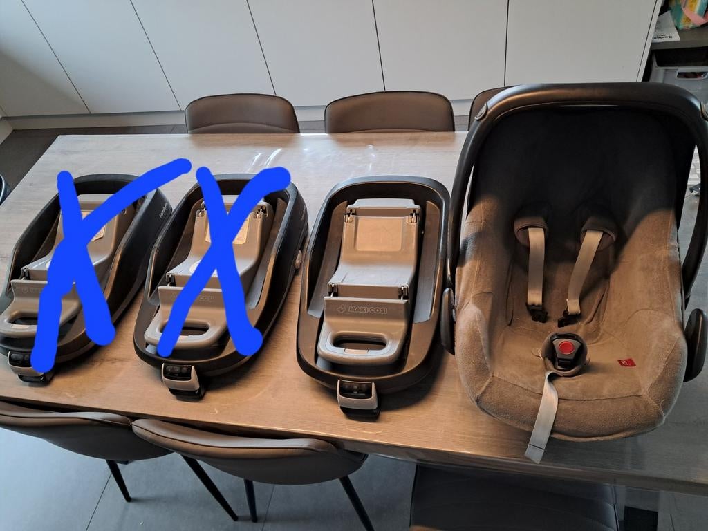 Maxi cosi met isofix voet, Enlèvement