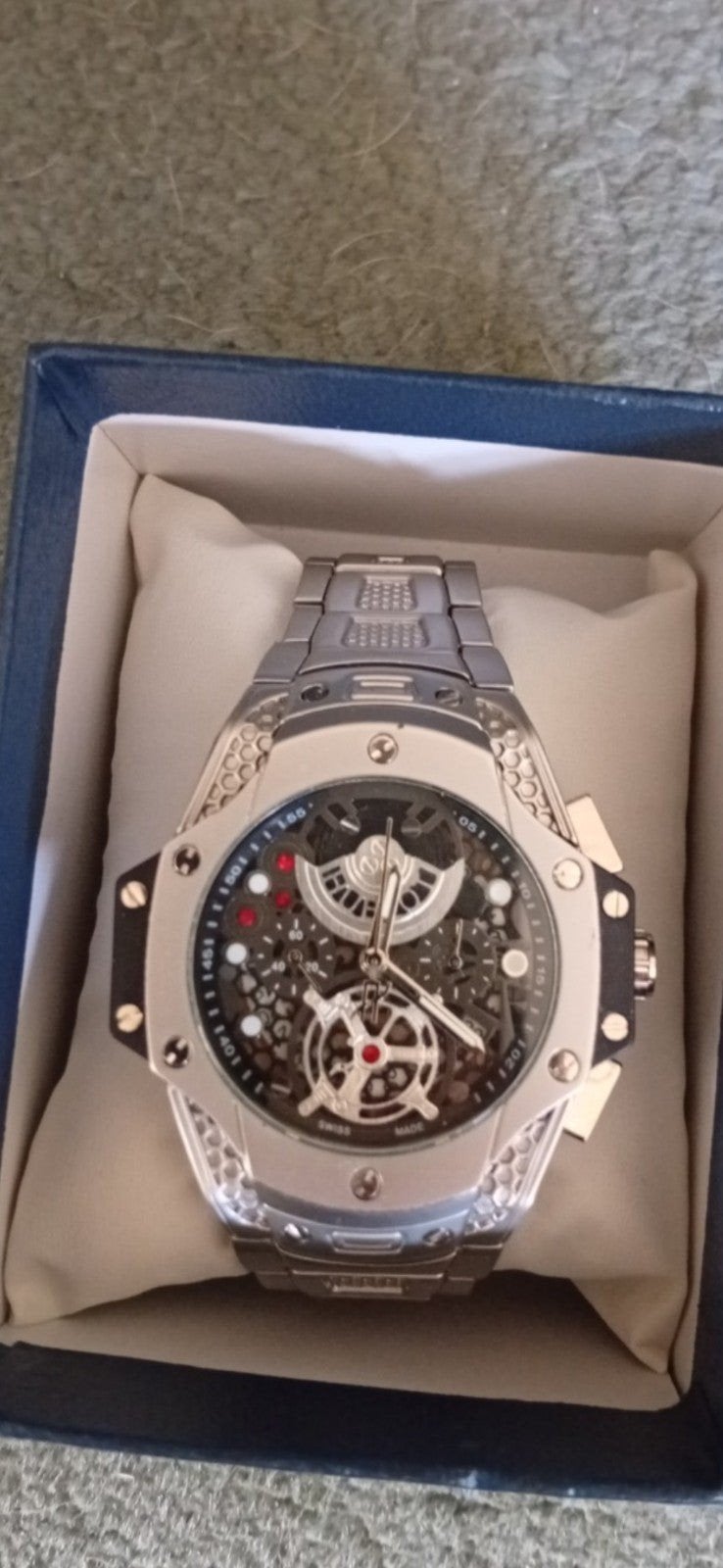 nouveau Hublot Big Bang dans une boîte, Autres marques, Enlèvement ou Envoi, Acier, Acier