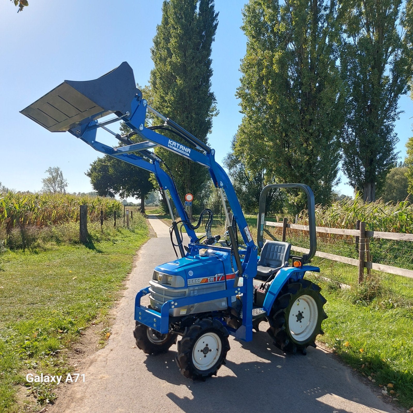 minitractor iseki 19pk 4x4 servo voorlader! TOPPER, Zakelijke goederen, Ophalen