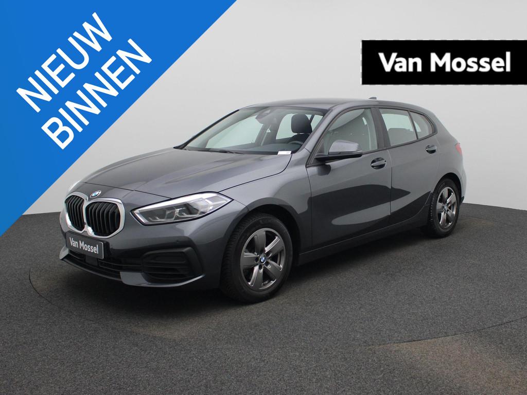 BMW 1 Reeks Hatch 118iA (100 kW) CARPLAY | NAVI | ECC | PDC, Auto's, Gebruikt, 129 g/km, 136 pk, Lichtsensor