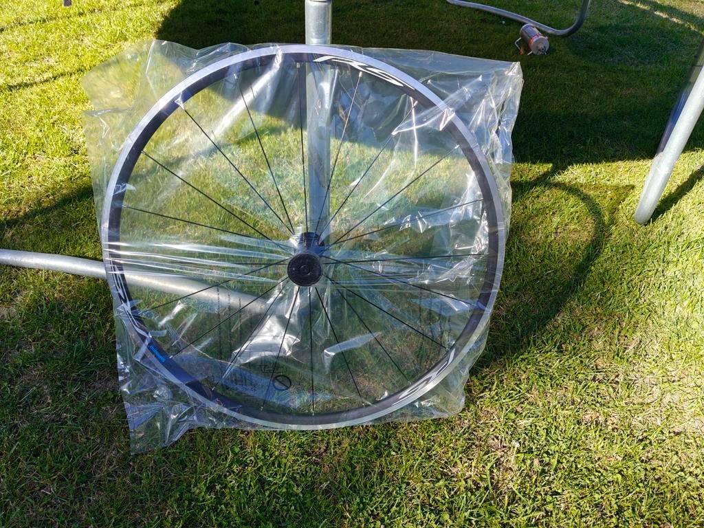 shimano WH-RS100 RACEFIETS WIEL, Ophalen