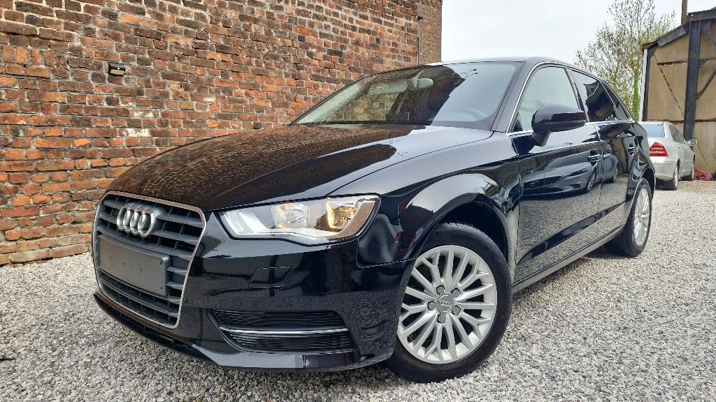 Audi a3 1.6 tdi bte auto euro 6, Autos, Cuir, Euro 6, Noir, 5 portes