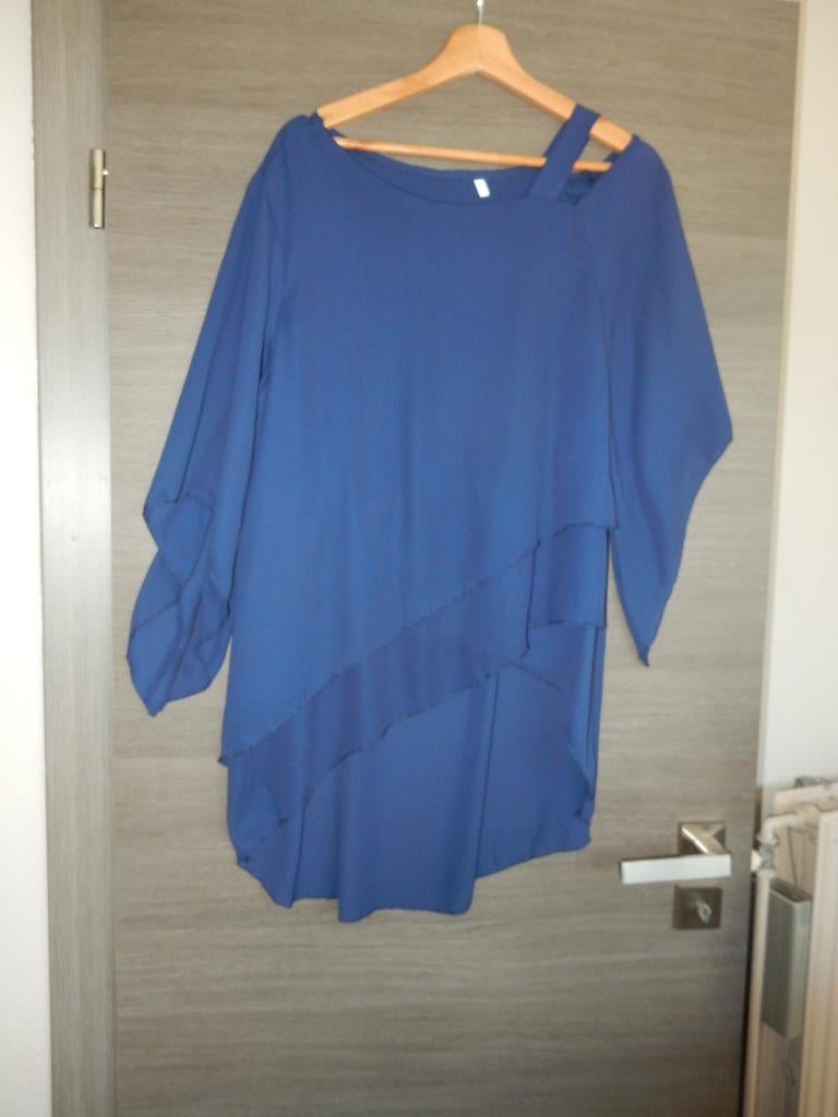 nr.202 - Blauwe broek met blouse - nieuw- large, Kleding | Dames, Gelegenheidskleding, Overige typen, Blauw, Maat 42/44 (L), Nieuw