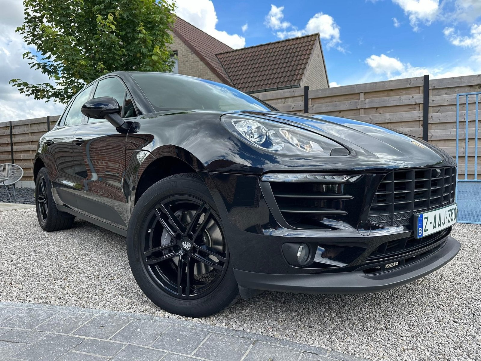 Porsche macan 2.0 faible taxe, Autos, Cuir et Alcantara, Achat, Carnet d'entretien, Noir