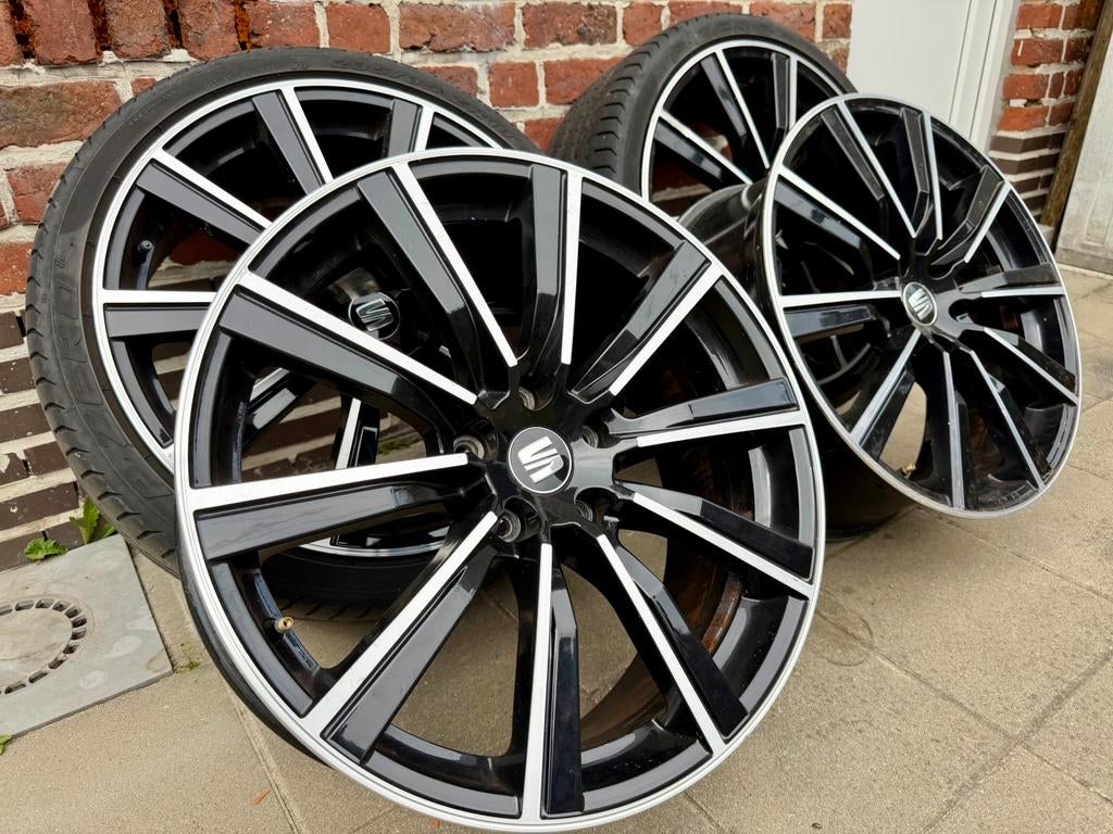 19” Originele Seat Leon Cupra velgen, Auto-onderdelen, Banden en Velgen, Gebruikt, Banden en Velgen, 235 mm, Personenwagen